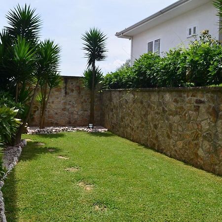 Valadas Guest House Canedo  Екстер'єр фото