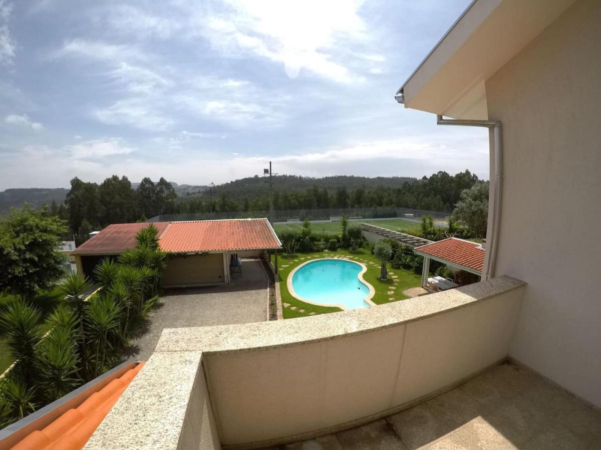 Valadas Guest House Canedo  Екстер'єр фото