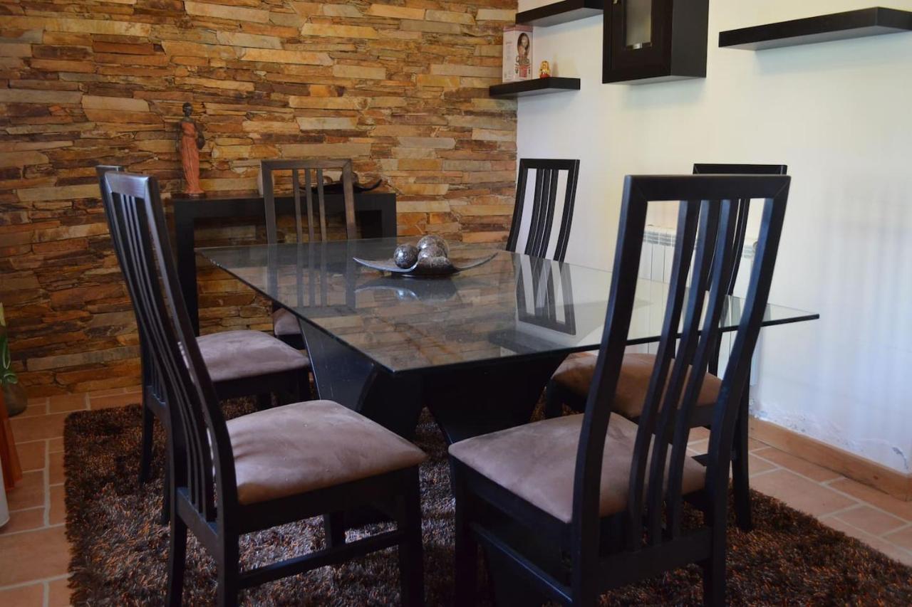 Valadas Guest House Canedo  Екстер'єр фото