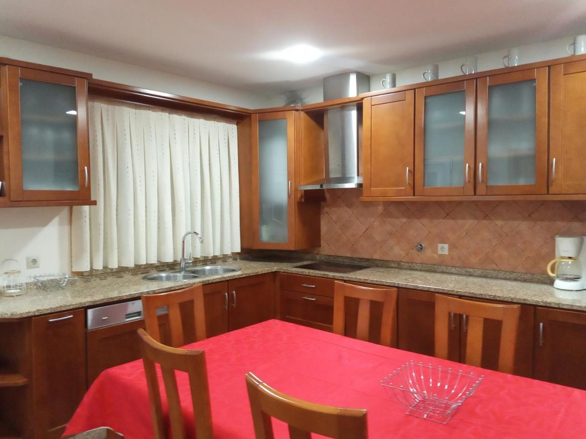 Valadas Guest House Canedo  Екстер'єр фото